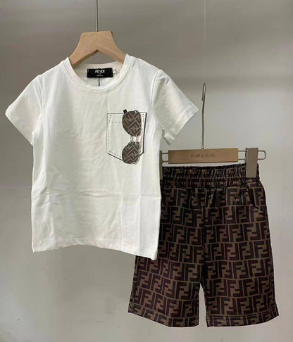 Fendi
3-6m to 10y 
120 dhs💓

Zain151
♥️♥️♥️