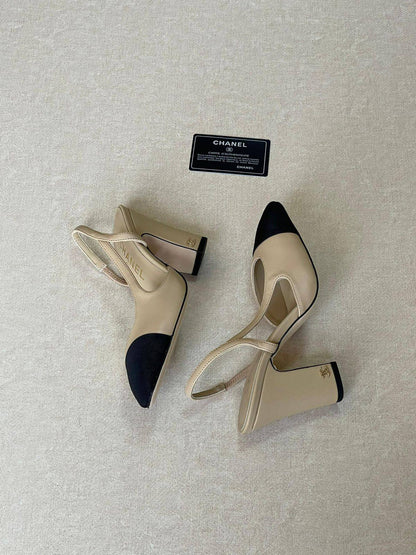 CHANEL 
SuperMaster Quality 💯
450 dhs🌺
Size:36-41💥

Zain171
♥️♥️♥️