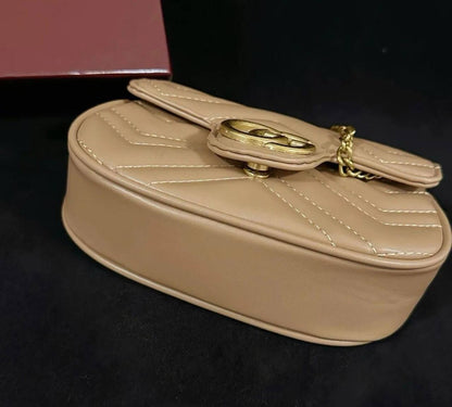 Gucci
with box
🎁🎁🎁

85 dhs🪙💕

Zain07
♥️♥️♥️