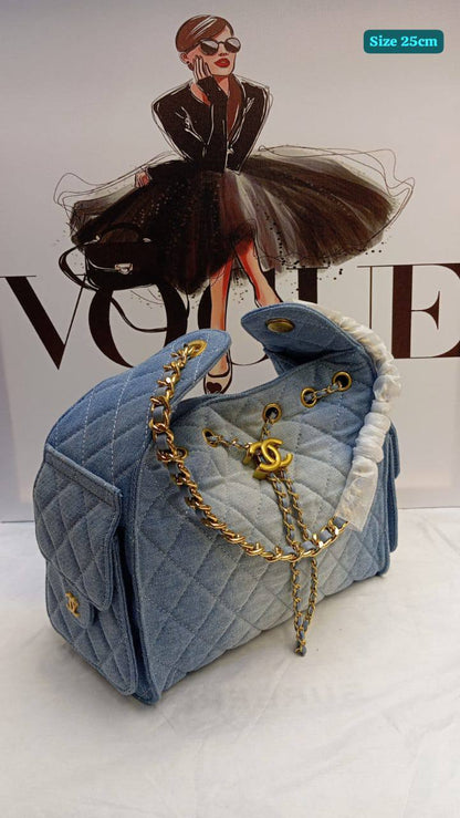 Chanel
Good quality 
120 dhs🪙🌨️

Zain186
♥️♥️♥️