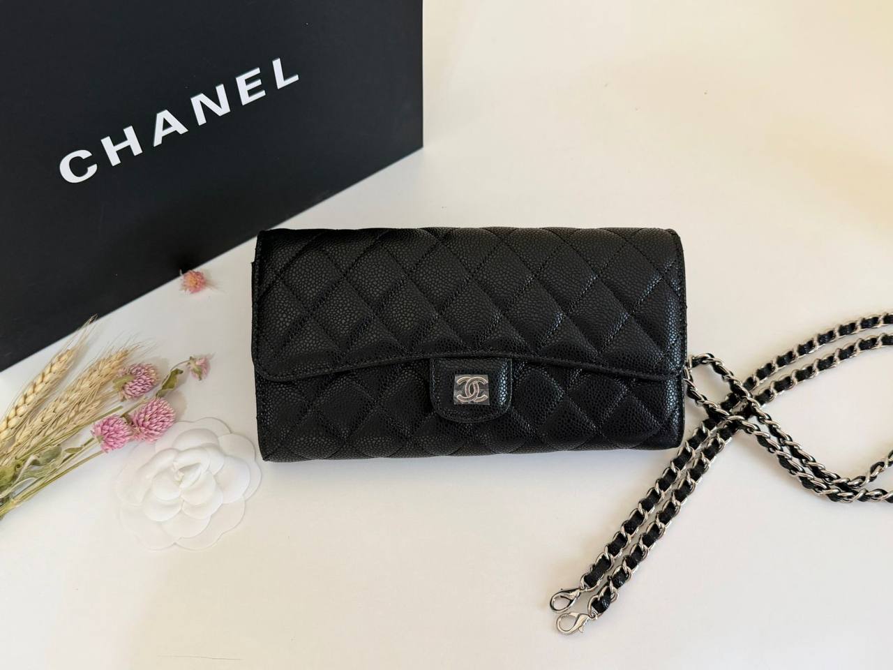 Chanel
Master
190 dhs✅

Zain134
♥️♥️♥️