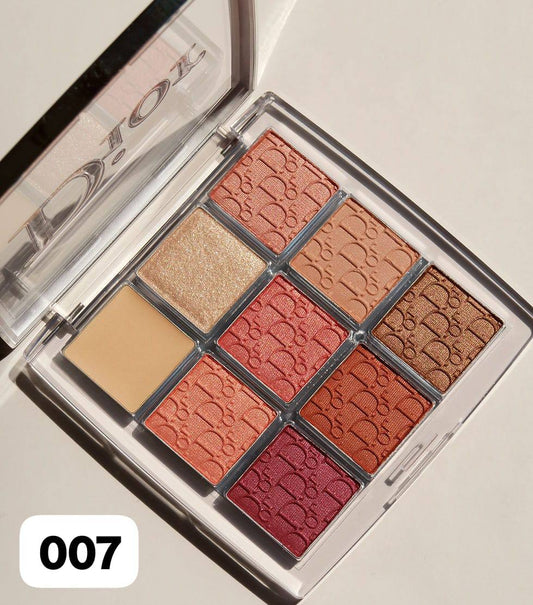 DIOR 9IN1 EYESHADOW PALLET 
40 dhs✅

Zain01
♥️♥️♥️