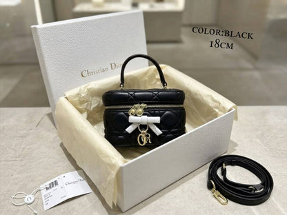 Chanel ᴅᴏᴜʙʟᴇ ғʟᴀᴘ
ᴡɪᴛʜʙᴏx
ᴄᴀᴠɪᴀʀ ᴍᴀᴛᴇʀɪᴀʟ
Sɪᴢᴇ:𝟐𝟓ᴄᴍ
110 dhs✅

Zain56
♥️♥️♥️