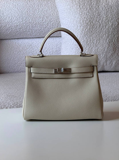 Hermes
kelly togo 28cm💥Master quality ✅with box📦
460 dhs✅

Zain52
♥️♥️♥️♥️