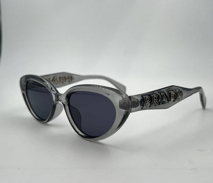 Prada
Sunglasses 🕶️ 
good quality 💯
With master box 🗃️ 
50 dhs🪙🌨️

Zain273
♥️♥️♥️