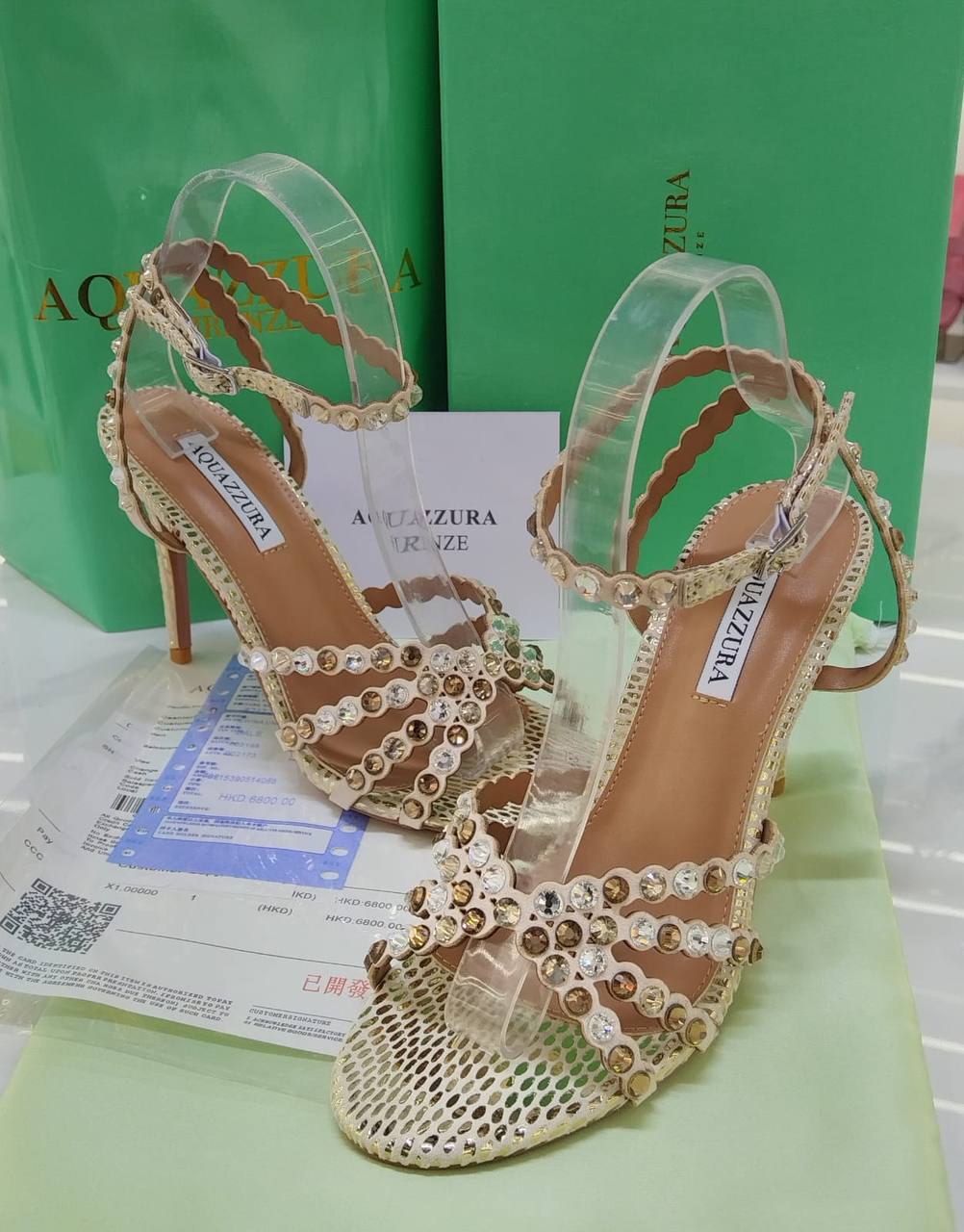High Quality
280 dhs✅
Size 36-41

Zain207
♥️♥️♥️