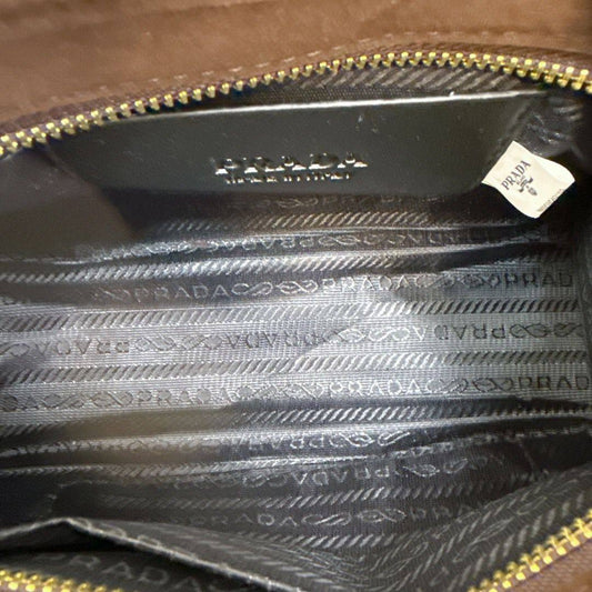 PRADA ʙᴏɴɴɪᴇ ʜᴀɴᴅʙᴀɢ
sᴜᴇᴅᴇ ʟᴇᴀᴛʜᴇʀ ᴍᴀᴛᴇʀɪᴀʟ
ɢᴏʟᴅ ʜᴀʀᴅᴡᴀʀᴇ
ɪᴛ ʜᴀs ᴀ ʙᴇʟᴛ ʟᴏɴɢ sᴛʀᴀᴘ
sɪᴢᴇ : 23 cm

80 dhs✅

Zain31
♥️♥️♥️