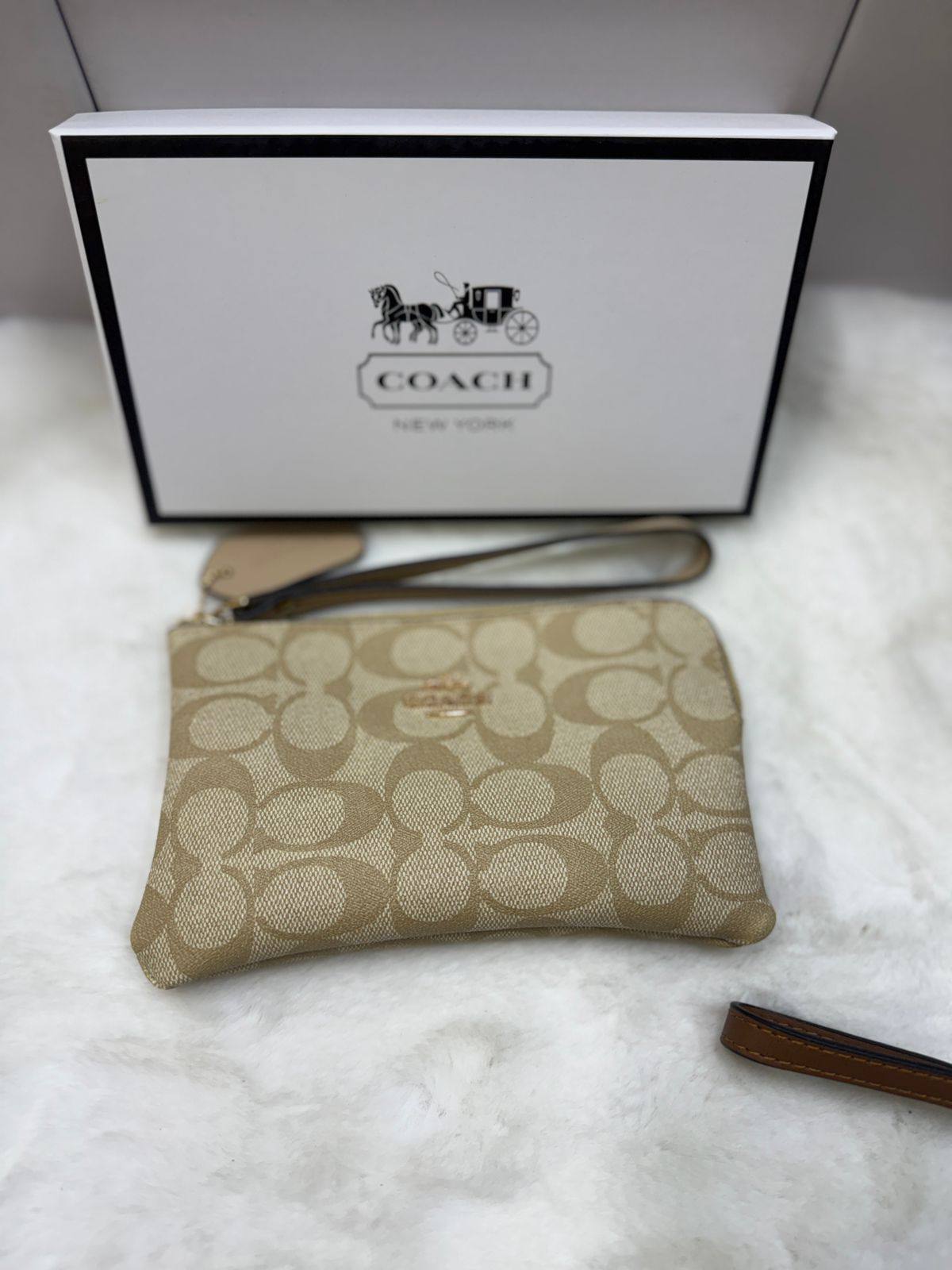 Coach

30 DHS💓

WITHBOX
🎁🎁🎁

Zain40
♥️♥️♥️