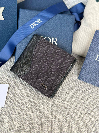 💞  *DIOR*💞
💞*Super Master*💞
300 dhs🪙🌨️

Zain275