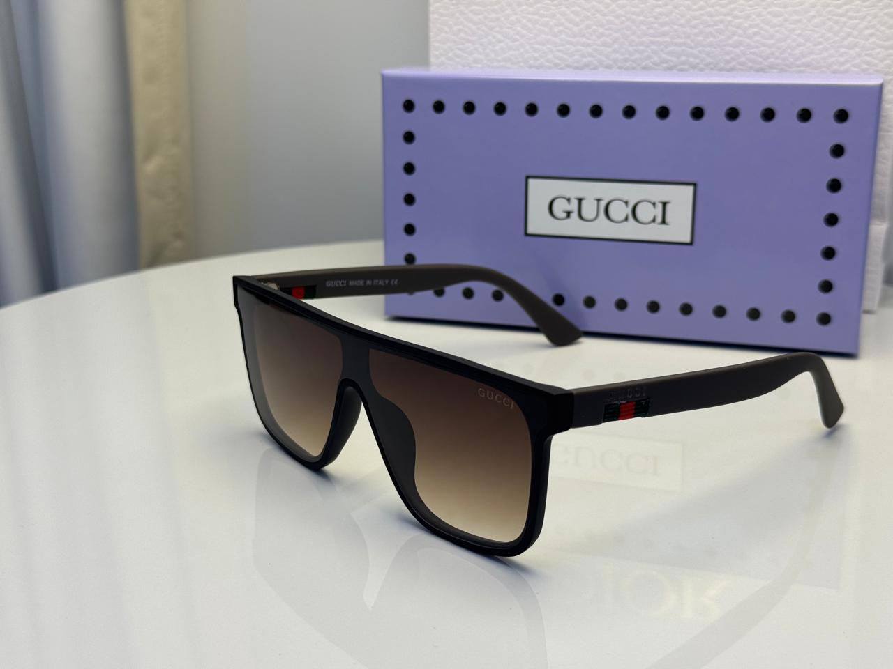 Sunglasses
65 dhs✅

Zain182
♥️♥️♥️