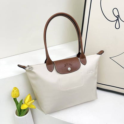 Long Champ 

40 CM 

60 dhs✅

Zain232
♥️♥️♥️