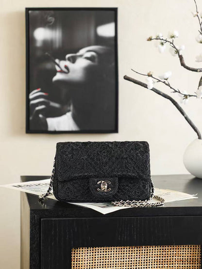 Chanel Crochet Flap Bag
*Size 20 cm*
For Price 👇 WhatsApp✅
0568585901 
0507557372
0552275751 Owner Zain 👌

Zain274
♥️♥️♥️
