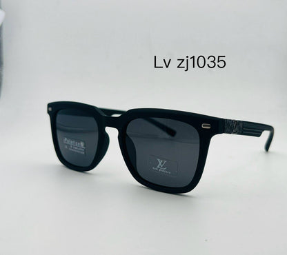 Lv
Sunglasses 🕶️ 
good quality 💯
With master box 🗃️ 
50 dhs🌺

Zain273
♥️♥️♥️