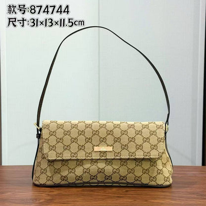 Gucci

31cm

290 dhs🇦🇪🇦🇪

Zain297
Zain228
♥️♥️♥️