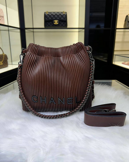 Chanel
110 dhs🇦🇪

Zain38
♥️♥️♥️