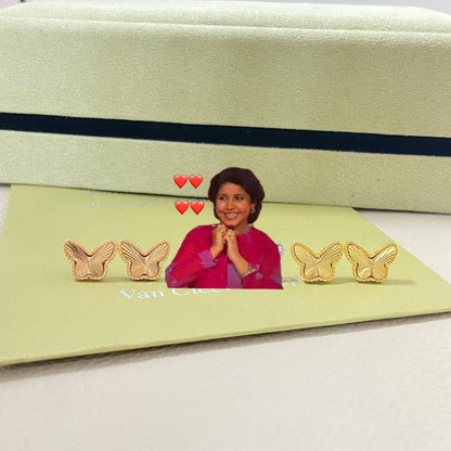 VCA ❤️‍🔥*
Necklace ✨
Earring 💥
Bracelet 🌊
Master quality 💯
With normal boxes 🗃️ 
115 dhs✅
With master box 📦 
140 dhs✅

Zain216
♥️♥️♥️