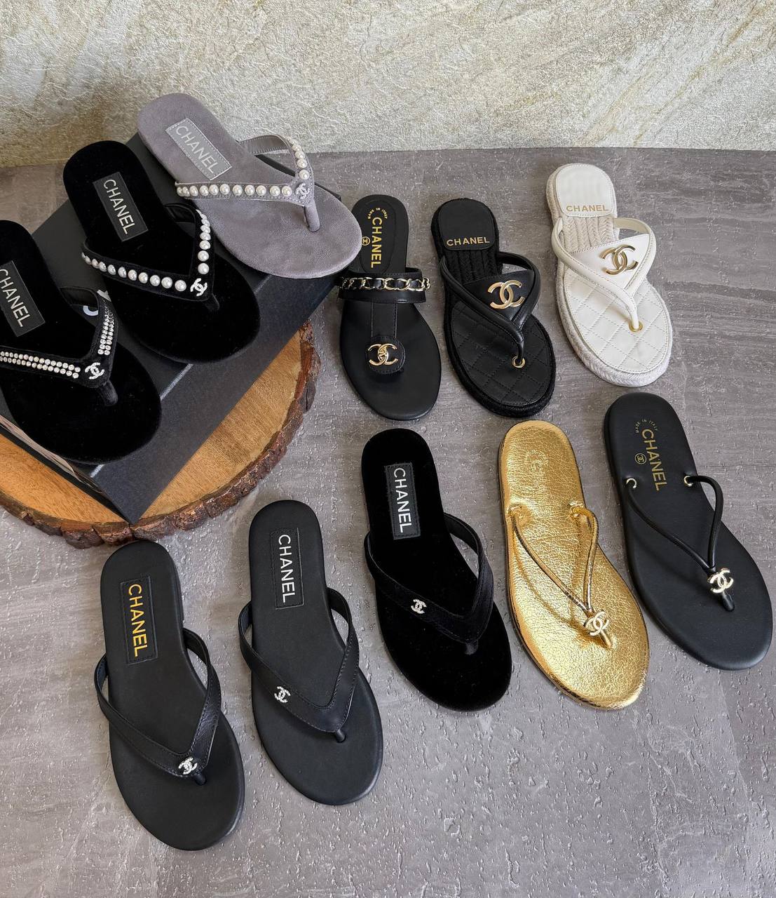 CHANEL 💫😍
SuperMaster Quality 💯
400 dhs✅
Size: 36-41 💥

Zain171
♥️♥️♥️