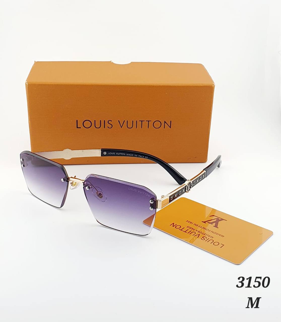 LV Sunglasses
65 dhs✅

with box
🎁🎁🎁

Zain182
♥️♥️♥️