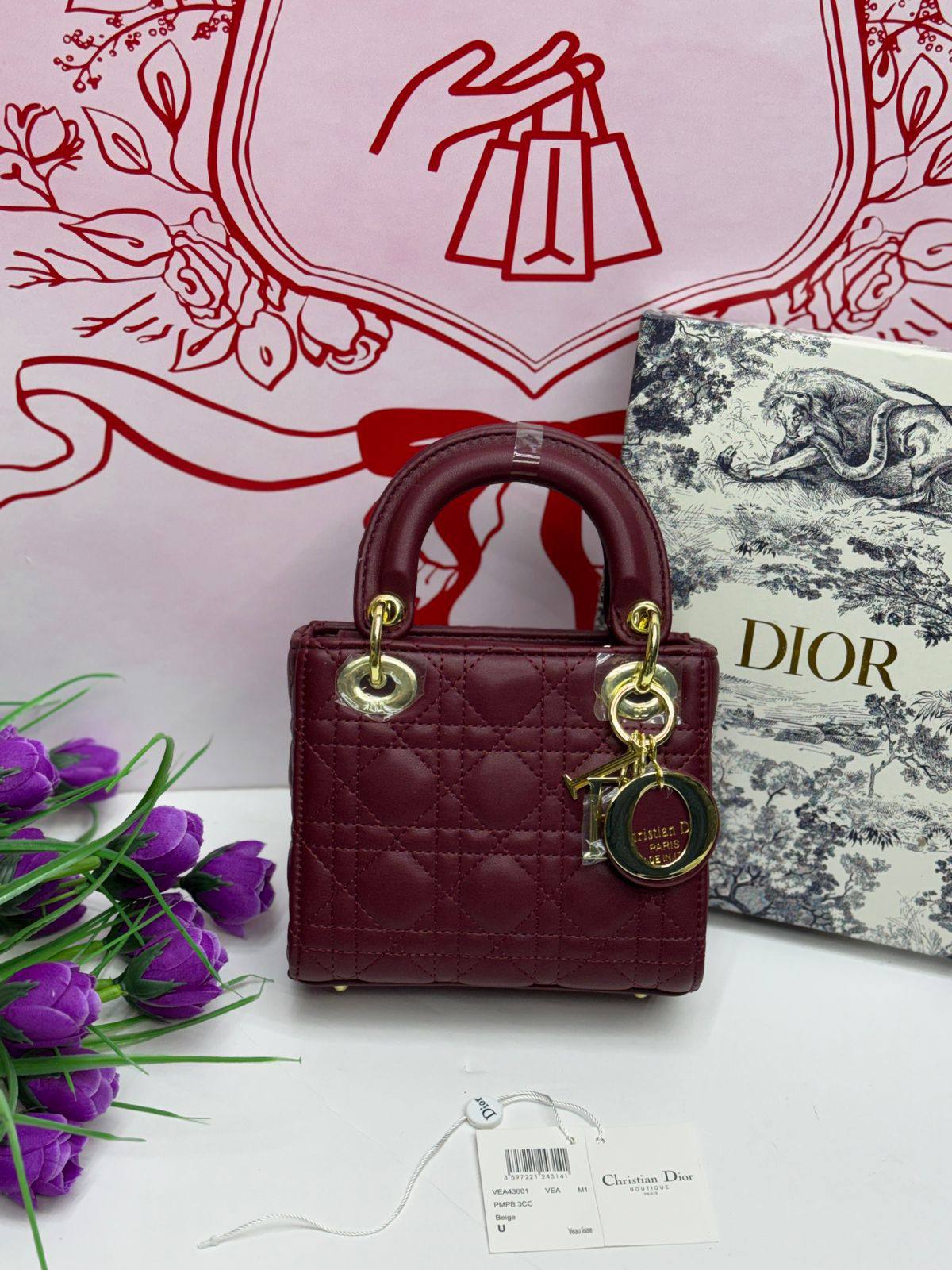 Dior

110 dhs❣️

with box
🎁🎁🎁

Zain177
♥️♥️♥️