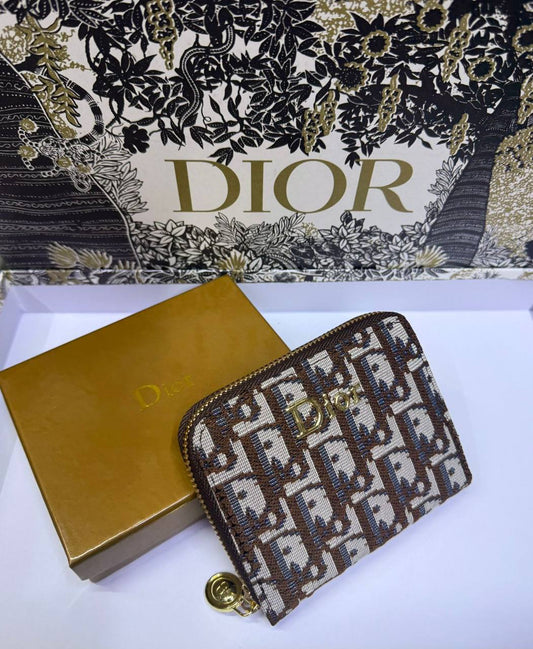 Wallets

With box
🎁🎁🎁

30 dhs✅

Zain93
♥️♥️♥️