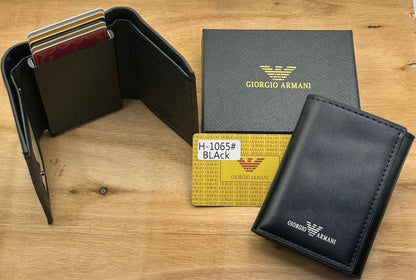 Wallets
60 dhs🇦🇪🇦🇪

Zain182
♥️♥️♥️