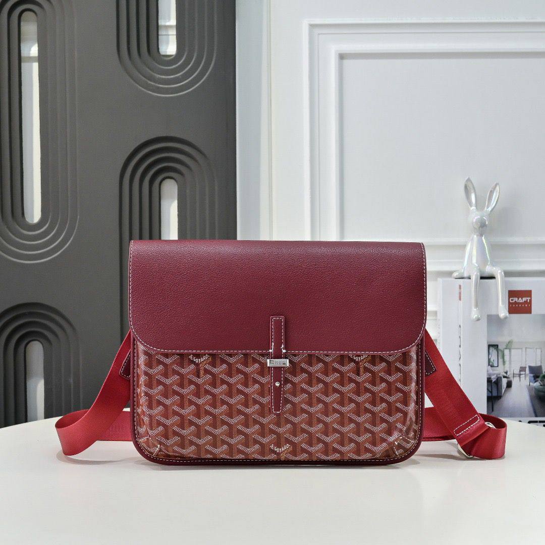 GOYARD 
mens Bag
Good Quality



With Box 🎁🎁🎁

115 dhs❣️

Zain250
♥️♥️♥️