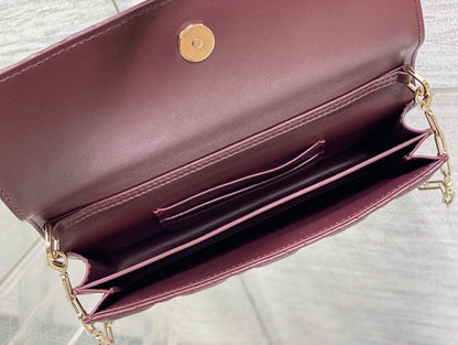 Dior My Dior Mini Bag
*Size 21 cm*
For Price 👇 WhatsApp✅
0568585901 
0507557372
0552275751 Owner Zain 👌

Zain274
♥️♥️♥️