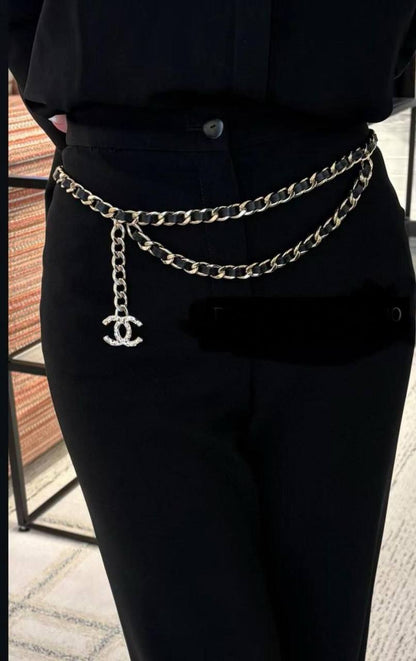 CHANEL
💙*SUPER MASTER QUALITY*💙
💙*ORIGINAL PACKAGING*💙
380 dhs🌺

Zain281
♥️♥️♥️
