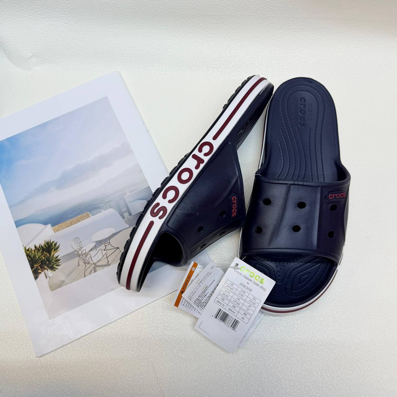 Crocs
Unisex
Size 36 to 45
40 dhs💓

Zain236
♥️♥️♥️