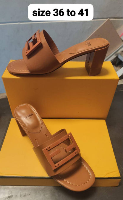 Fendi

size 36 to 41

90 dhs🇦🇪🇦🇪

Zain103
♥️♥️♥️