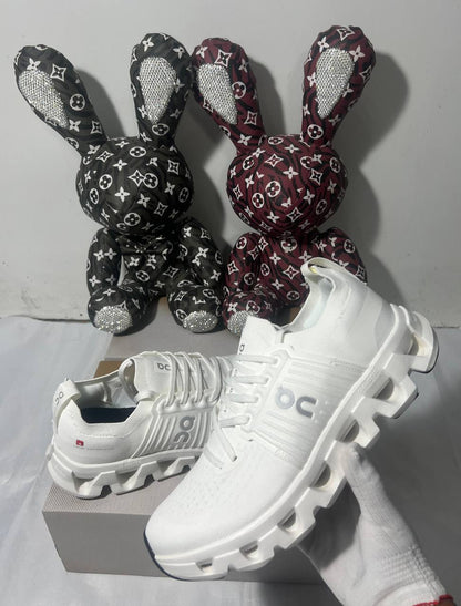 On Cloudswift 4 All White ⚪️
40-45 AVAILABLE 🤩
220 dhs✅

Zain242
♥️♥️♥️