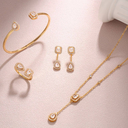Messika SET❤️‍🔥*
Necklace 🦋
Earring🐦‍🔥
Bangle 🌸
Ring 💍 free size ✨
Master quality 💯
With normal boxes 📦 
190 dhs✅
With master box 🗃️ 
240 dhs✅

Zain216
♥️♥️♥️