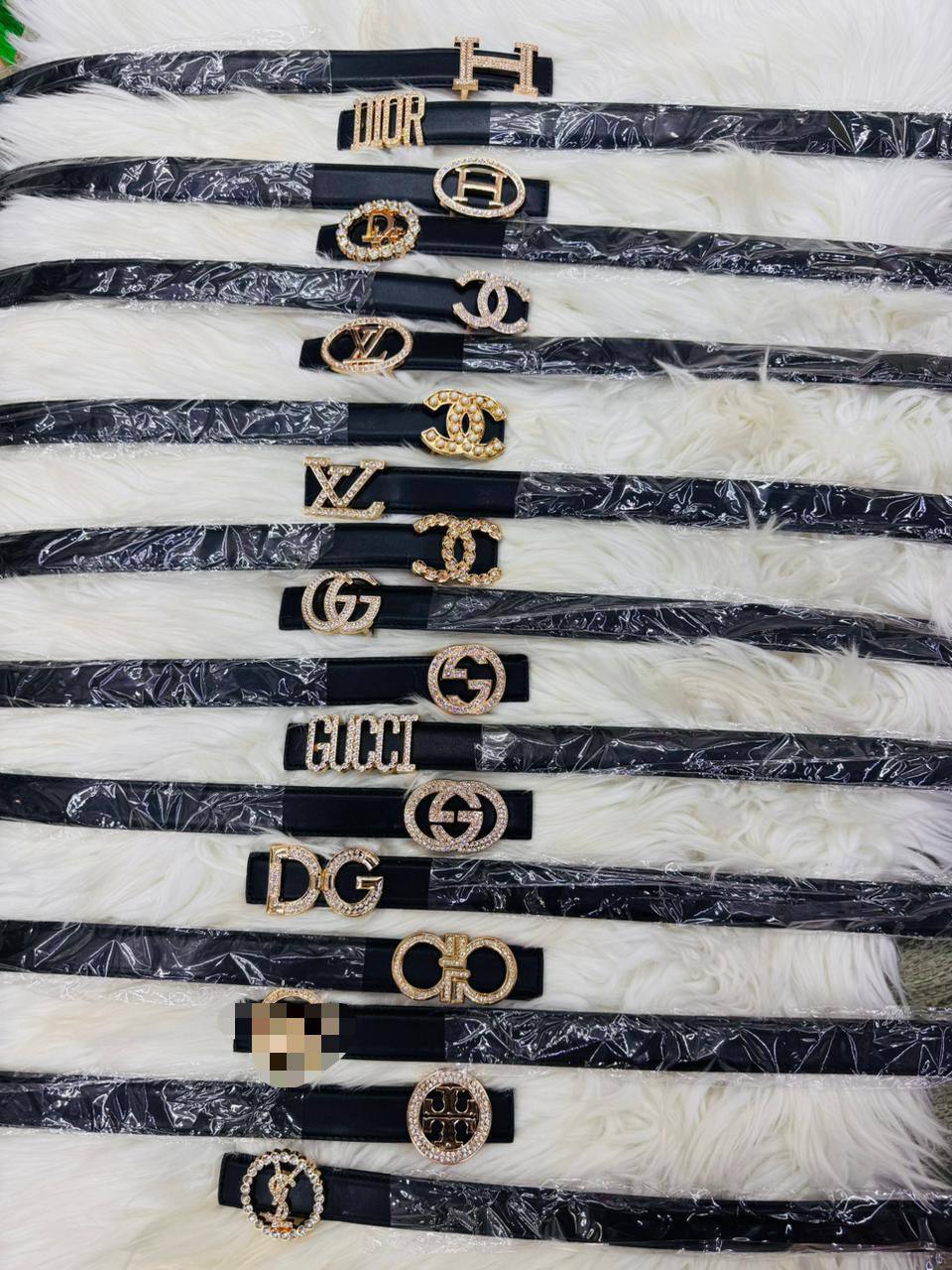 🎉 Discount 🎊 Brand belt
High  Quality 
Size：110 * 2.5 cm
25 dhs✅

Zain115
♥️♥️♥️