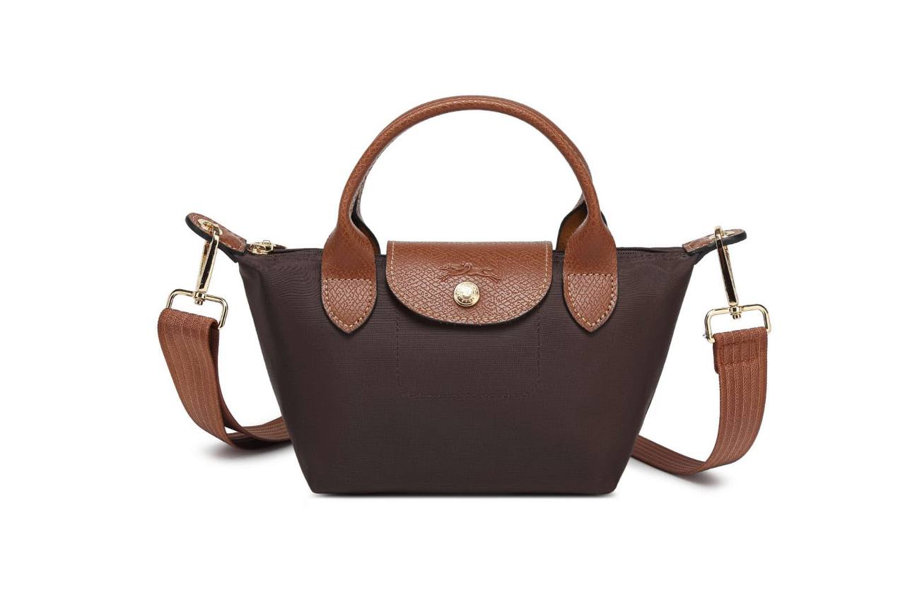 NEW CAME 

LONG CHAMP 

BAG GOOD QUALITY 

65 DHS🇦🇪🇦🇪🇦🇪

 SIZE: 25-12-9cm

Zain40
♥️♥️♥️
