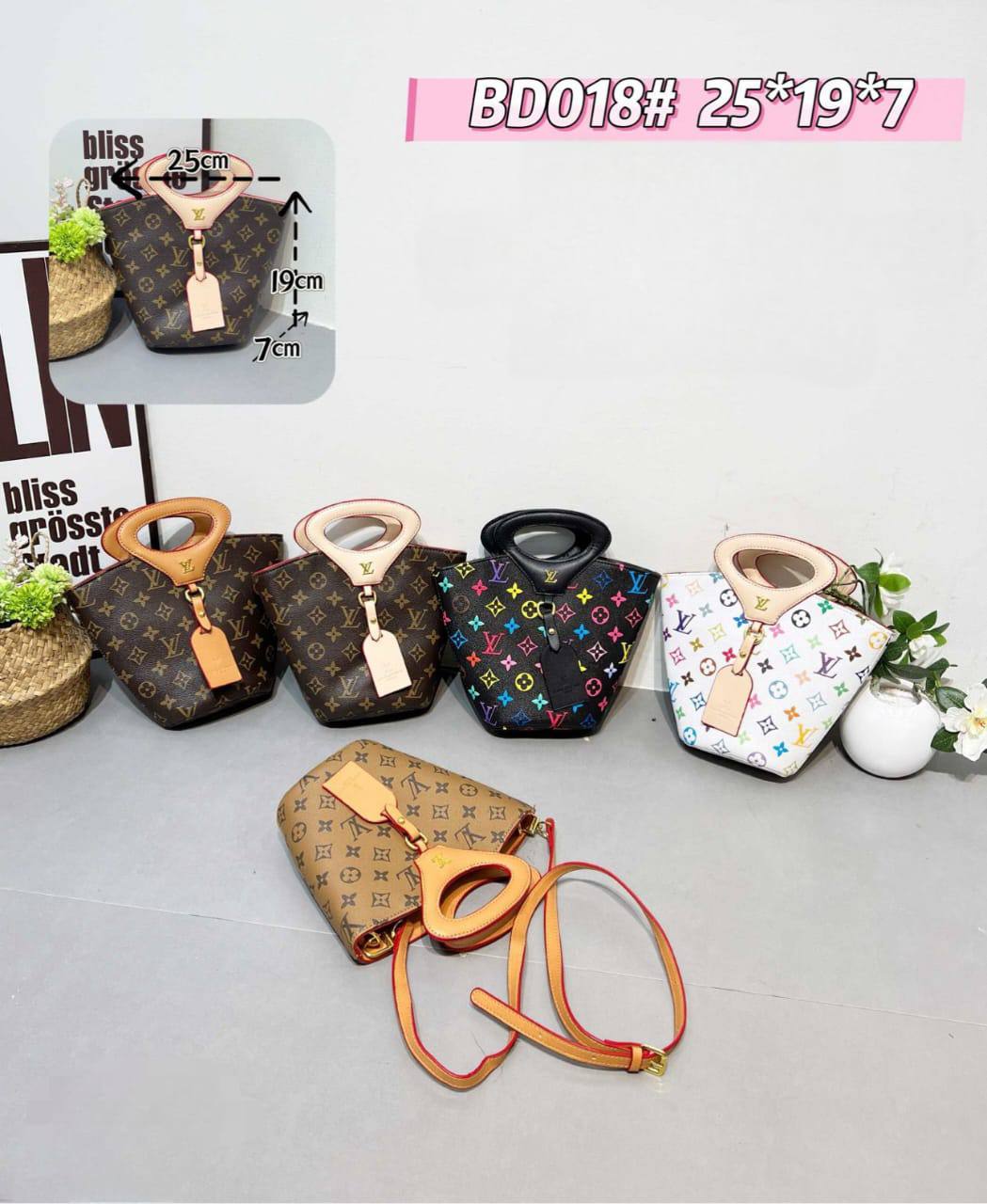 LV
ʀɪᴠᴀɢᴇ BB ʙᴀɢ
ᴡɪᴛʜ ʟᴏɴɢ ʙᴇʟᴛ sᴛʀᴀᴘ
sɪᴢᴇ : 25 cm

70 dhs🪙💕

Zain31
♥️♥️♥️