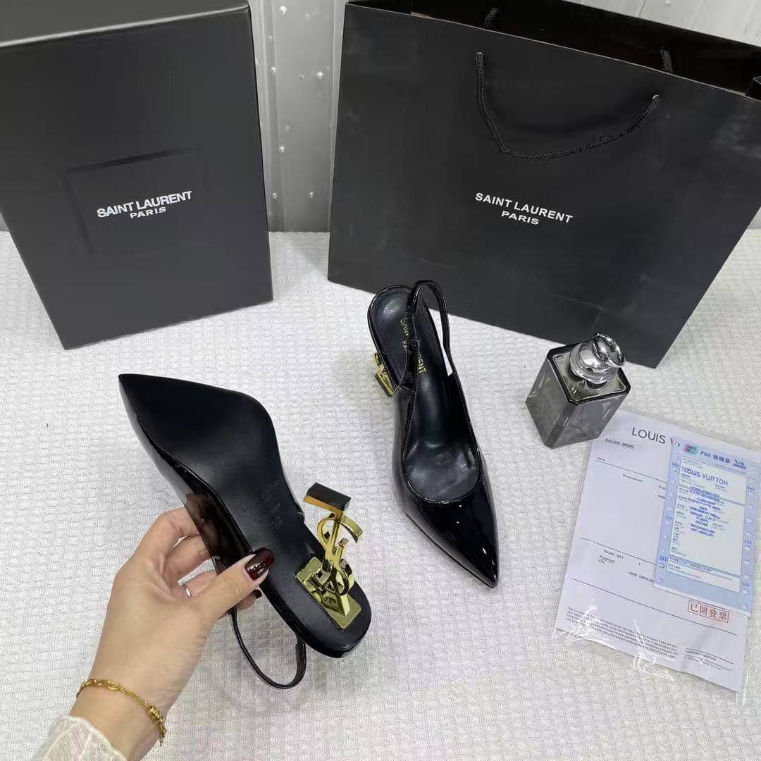 NEW CAME
YSL 
GOOD QUALITY
130 dhs✅
Size 36-41

Zain40
♥️♥️♥️
