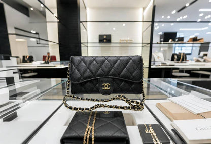 Chanel
80 dhs✅
with box
🎁🎁🎁

19/3/10

Zain07
♥️♥️♥️