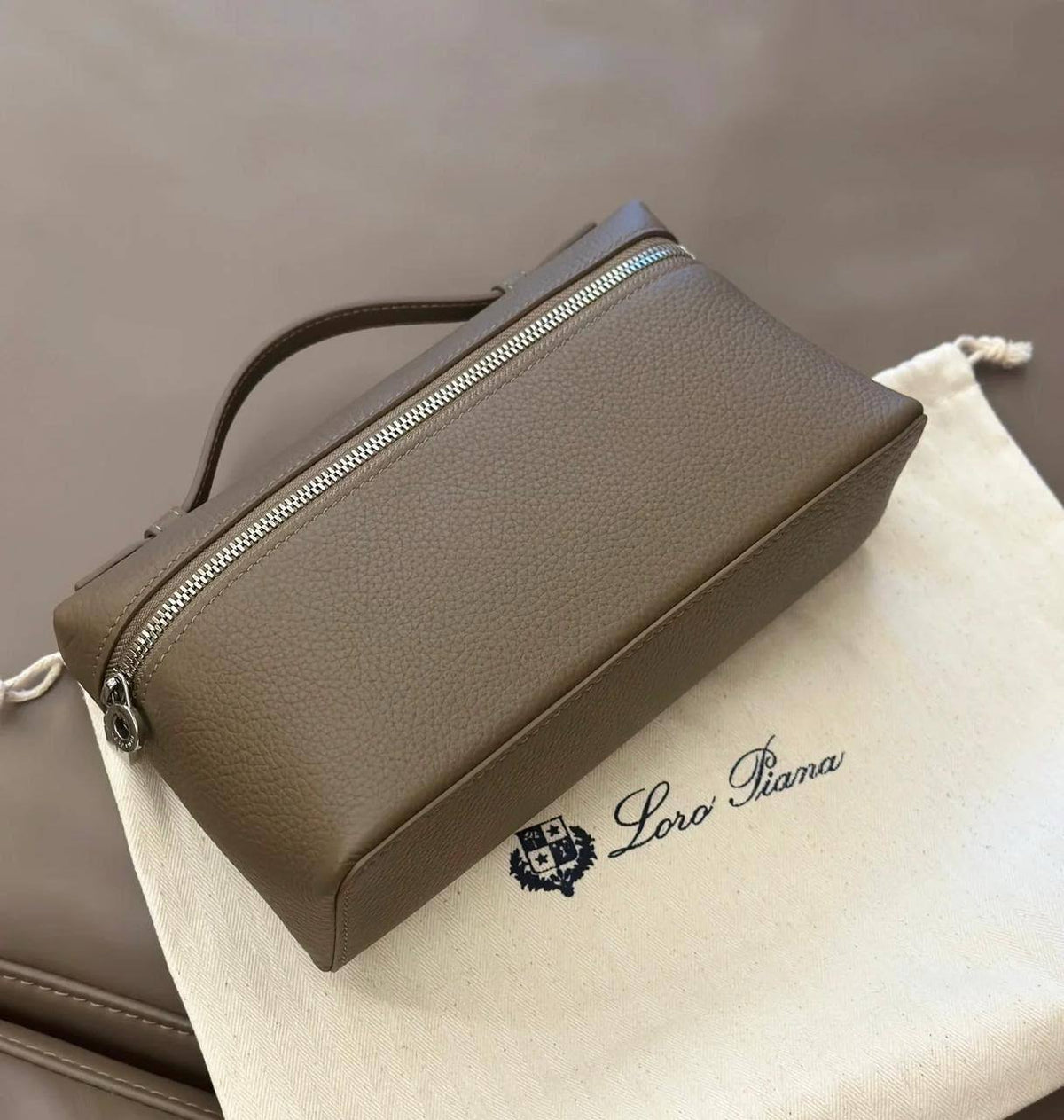 Loro piana

For Price 👇 WhatsApp✅
0568585901 
0507557372
0552275751 Owner Zain 👌

Zain192
♥️♥️♥️