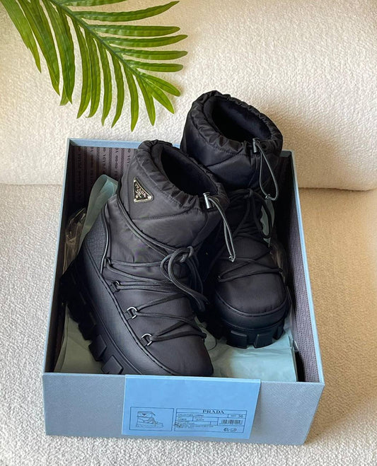 PRADA
SuperMaster Quality 💯
600 dhs🪙💚
Size: 36-41💥

Zain171
♥️♥️♥️