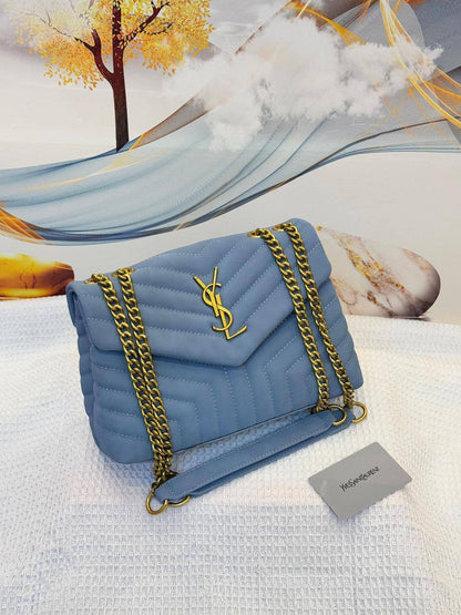 YSL
Best quality
With box’s
🎁🎁🎁

95 dhs🗽
size 26cm

Zain158
♥️♥️♥️