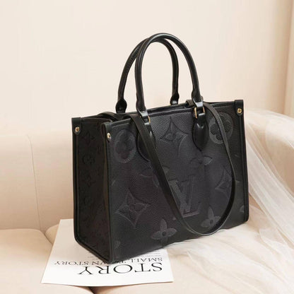 LV
85 dhs🪙💕
Size 33 CM

Zain269
♥️♥️♥️