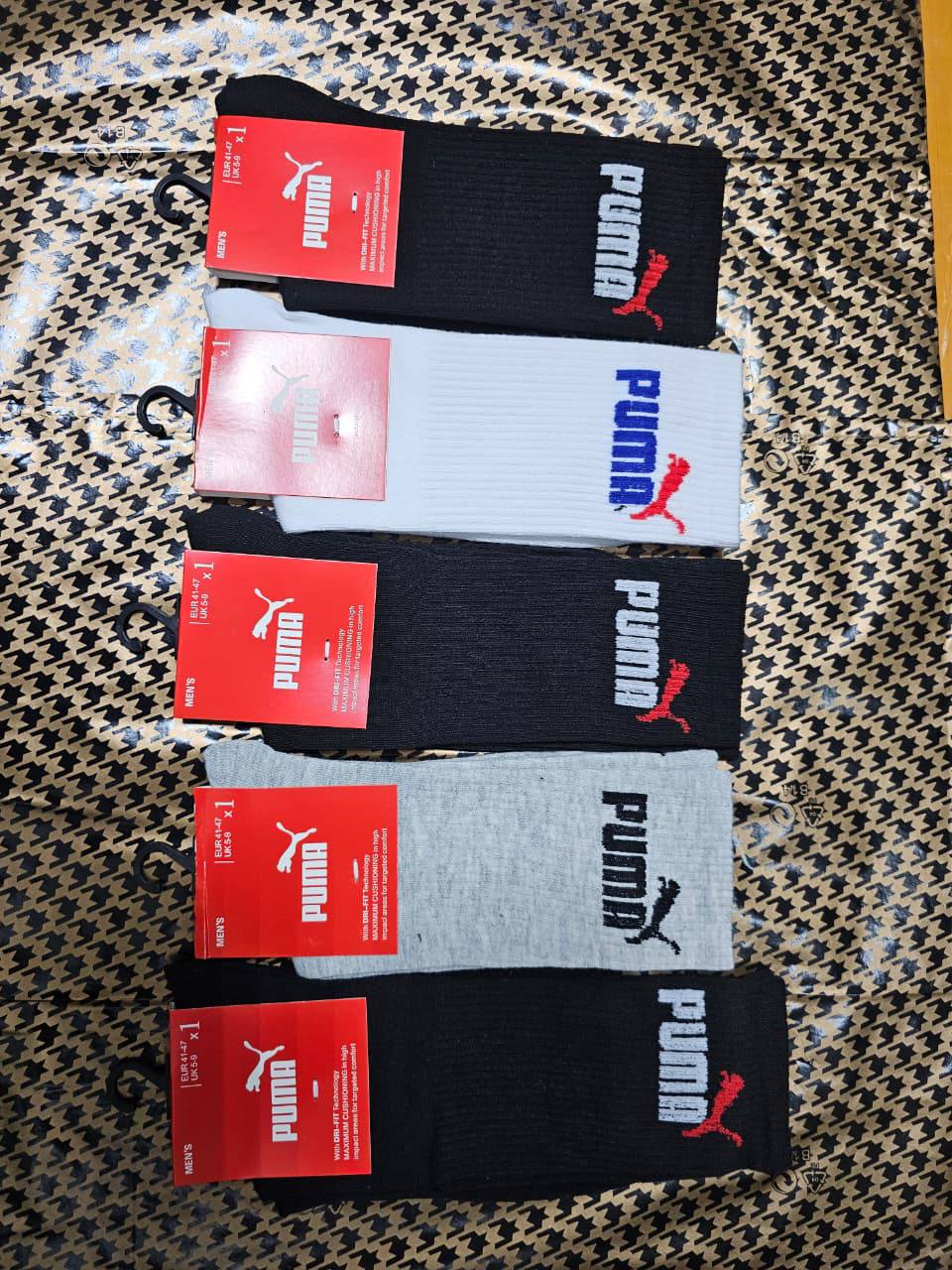 Socks 10 pcs  pack
Good quality high cut
55 dhs✅

Zain27
♥️♥️♥️