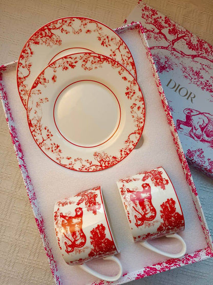 Branded mugs set

130 dhs 
set 4 pc 

with box🎁🎁🎁

Zain205
♥️♥️♥️