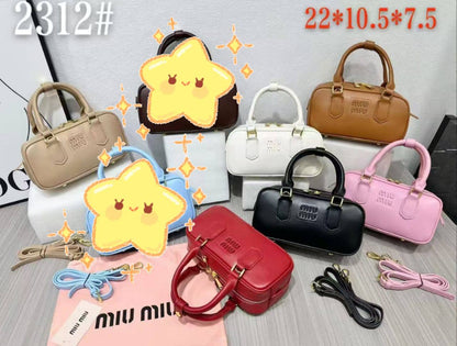 MiuMiu 
80 dhs🪙🌨️

Zain42
♥️♥️♥️