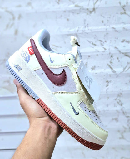 NIKE
40 to 45 size
95 dhs🪙🌨️

Zain27
♥️♥️♥️