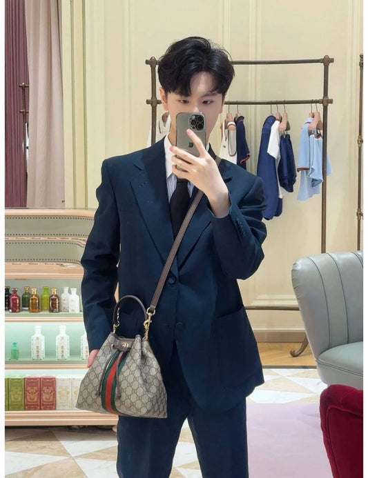 Gucci
✨✨NEW GUCCI ✨✨
105 dhs🪙🖤

with box
🎁🎁🎁

Zain38
♥️♥️♥️