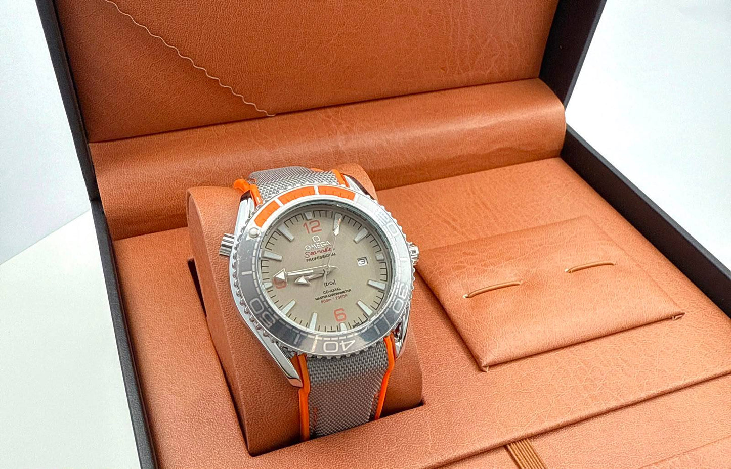 Men’s watch 
55 dhs🇦🇪🇦🇪

Zain45
♥️♥️♥️