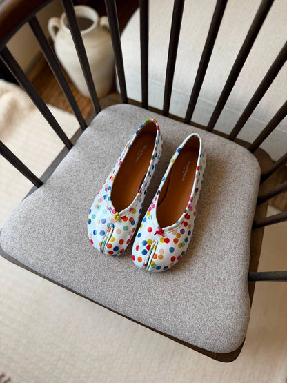 Maison Margiela
𝑨𝑨𝑨 𝑸𝒖𝒂𝒍𝒊𝒕𝒚
𝑺𝒊𝒛𝒆 𝟑𝟓 𝒕𝒐 𝟒𝟐 
450 dhs💓

Zain81
♥️♥️♥️