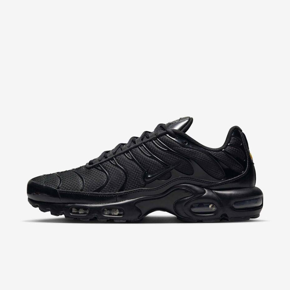 NIKE
Size 40 to 45 
120 dhs✅

Zain183
♥️♥️♥️