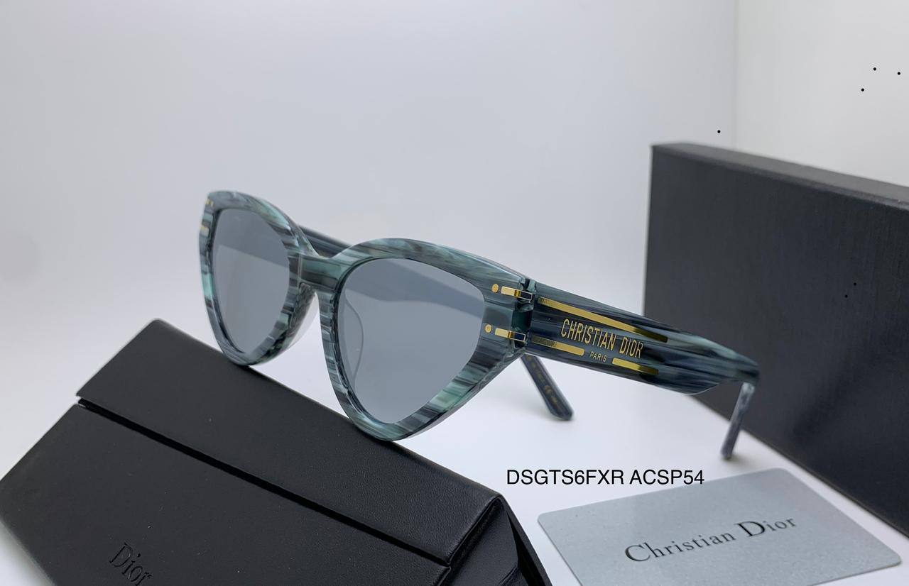 Ladies 
Super master quality 
sunglasses 😎 
180 dhs🌺

Zain126
♥️♥️♥️